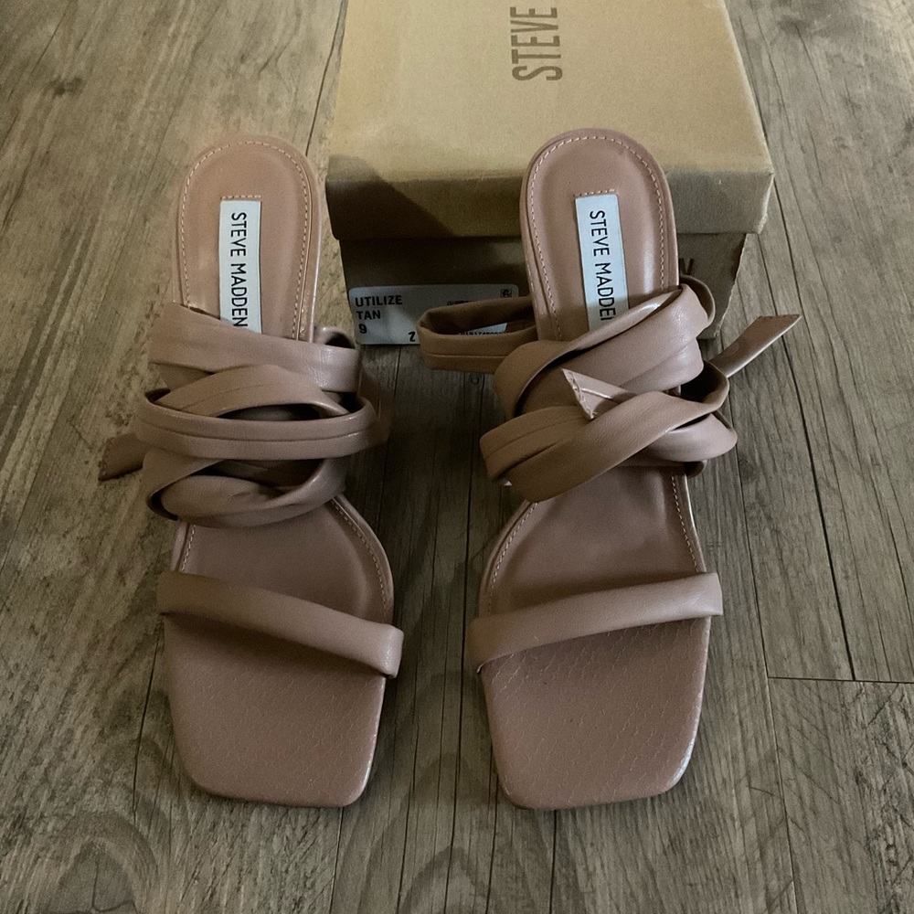 Steve Madden UTILIZE TAN